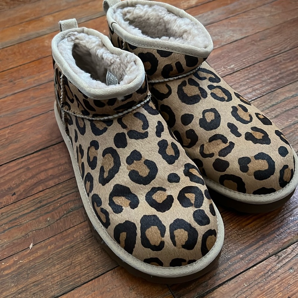 Ultra Low Cheetah Uggs